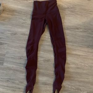 High waisted Lululemon leggings with stirrups